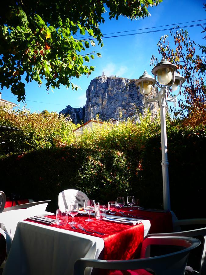 Ma Petite Auberge Кастеллан Екстер'єр фото